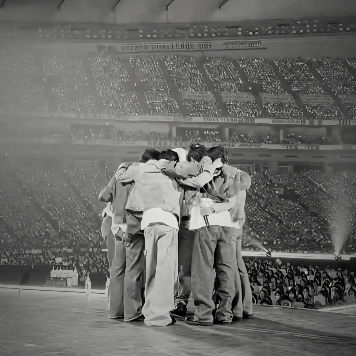 kdyn_2's tweet photo. 우리칠 10주년 축하해요💚✨

#한계없는_우리7의_10주년
#10YearsWithNCT127
#NeXtDecadeWith127 https://t.co/S4rlxV1Xpd