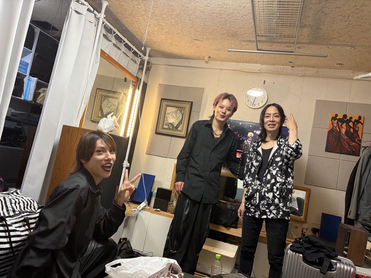 osushi2021's tweet photo. 本日ご来場の皆様、ありがとうございました！

ラママは初めて関東ツアーをした思い出の場所で、Georgeと初めて会った場所です。少し雰囲気は変わったけど、昔を思い出してSHAME.SAWAGE共に最高に楽しかったです！

スタッフの皆様、shyderさん、共演者の皆様、ありがとうございました！ https://t.co/fSPq5bxx5o