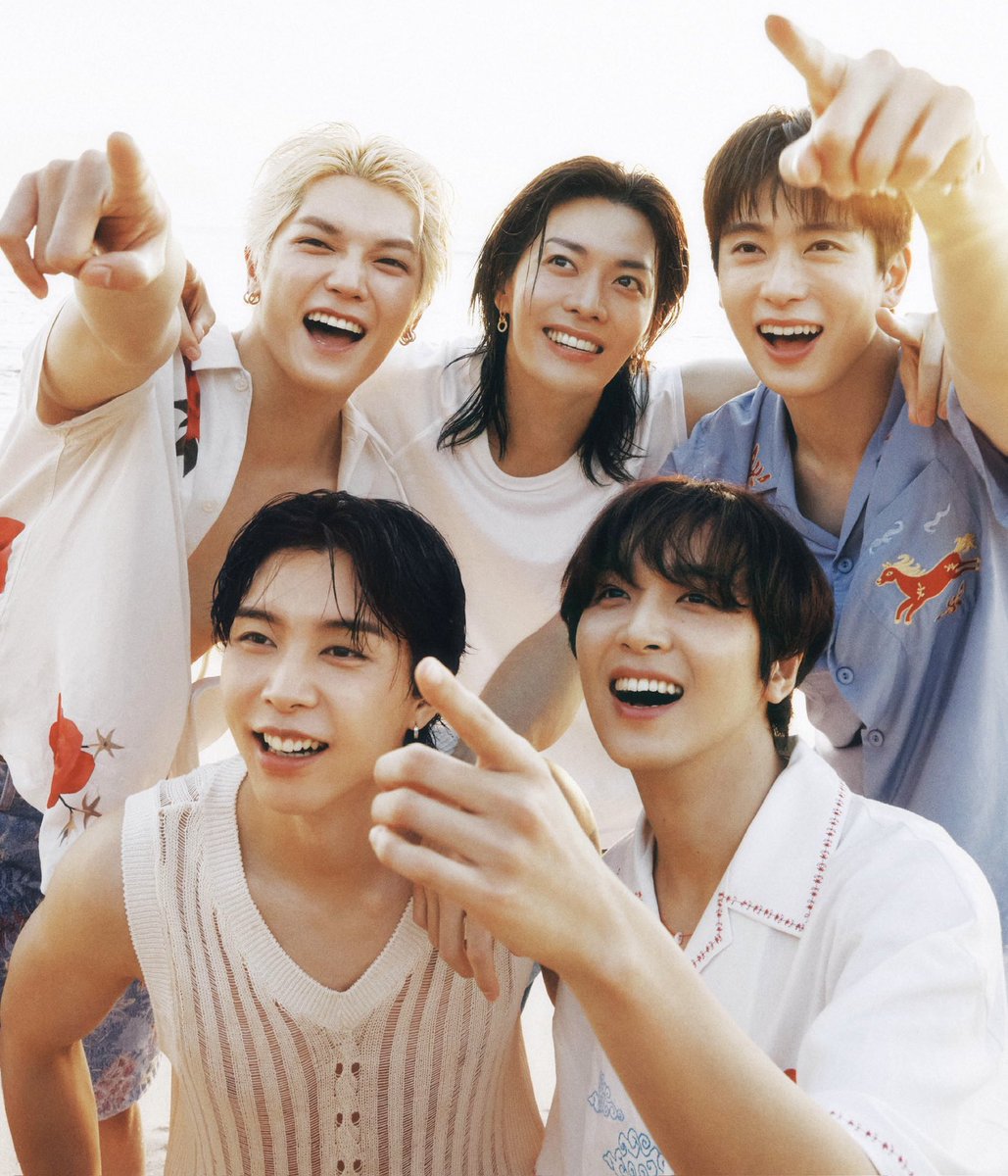 evermoretaetay's tweet photo. Happy 10th anniversary, my Ilichil 🥳
Wow 10 years is such a milestone. Thank you for all the amazing music you have released in those years.
You are an incredible group.
I love you 💚
#한계없는_우리7의_10주년
#10YearsWithNCT127
#NeXtDecadeWith127 https://t.co/HCfieOnPuY