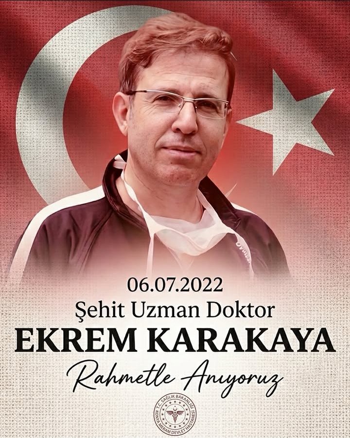 seymanurezer's tweet photo. 4 yıl önce bugün Doktor Ekrem Karakaya, hastasının yakınları tarafından alçakça şehit edildi.
Hiçbir zaman unutmayacağız.
#DrEkremKarakaya https://t.co/LHw6J4f0d8