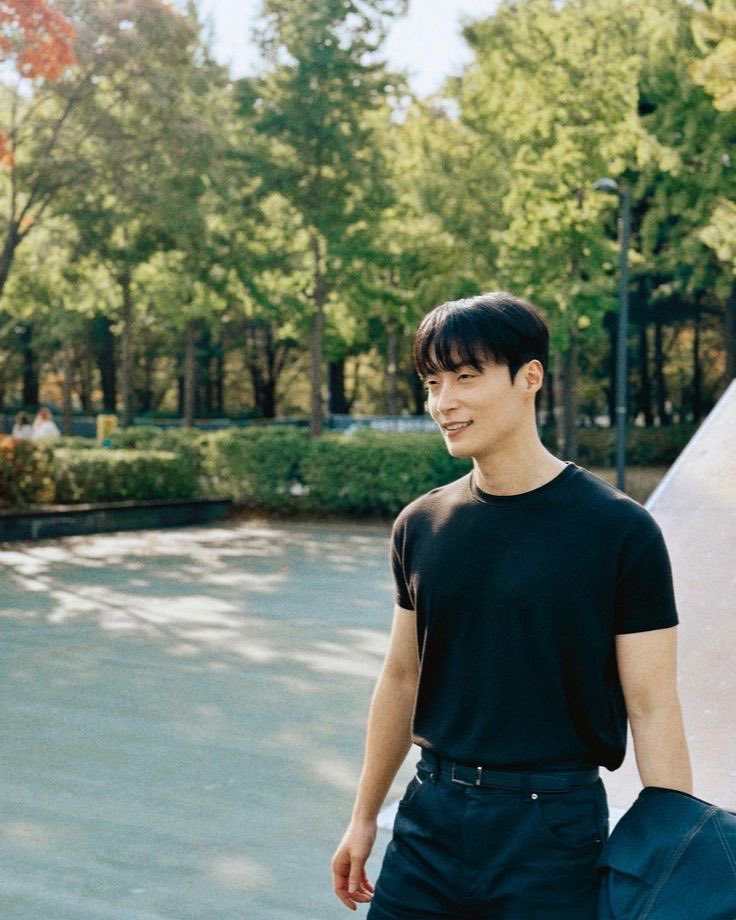 mileaponong's tweet photo. Prodigal son is back bitches
#heonamjun #myroyalnemesisep5 #namjun https://t.co/h83h9q3cyJ