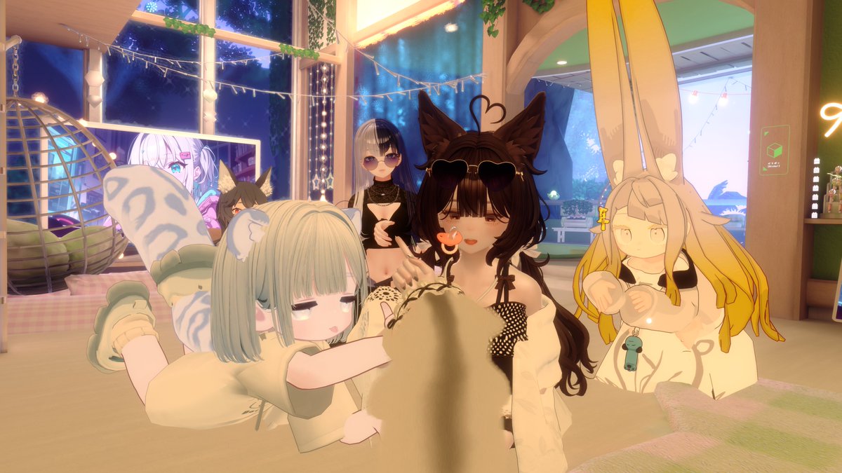 shibuchi___'s tweet photo. 今日のVRCHAT！
あうとまるさんのお誕生日インスタンスに突撃！
お誕生日おめでとう！
その後フレンドのホームワールドに突撃！！！
たくさんお喋りして楽しかった！
明日は火曜日！
そういえば医者に診てもらったらしっかり帯状疱疹だった💦
頑張って仕事しよ… https://t.co/ON7RHh9QHy