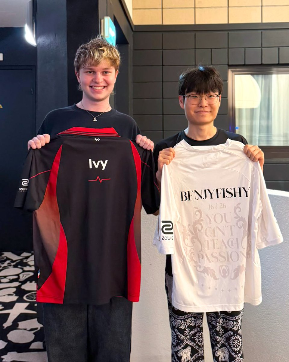 HereticsVal's tweet photo. Reunited again 🫶🏻

@HereticsVal 🫱🏻‍🫲🏼 @nsr_valorant  

#EWC26 https://t.co/8HaF5WCSDy