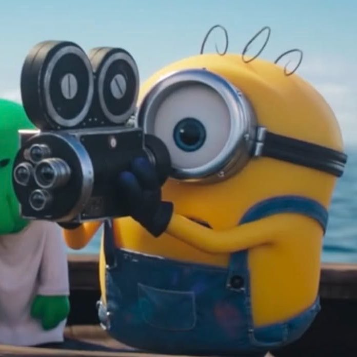 oceanblevards's tweet photo. look at james and his little camera i can cry https://t.co/JIFWkz1xkC
