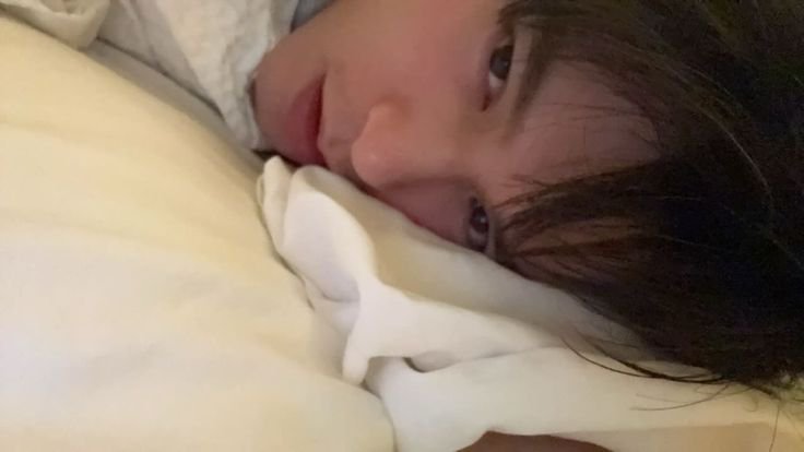 YESAstonn's tweet photo. Bobo dulu ya, udah ngantuk berat! Met malam semuanyaaa. >____O https://t.co/TEC3wKBgkP