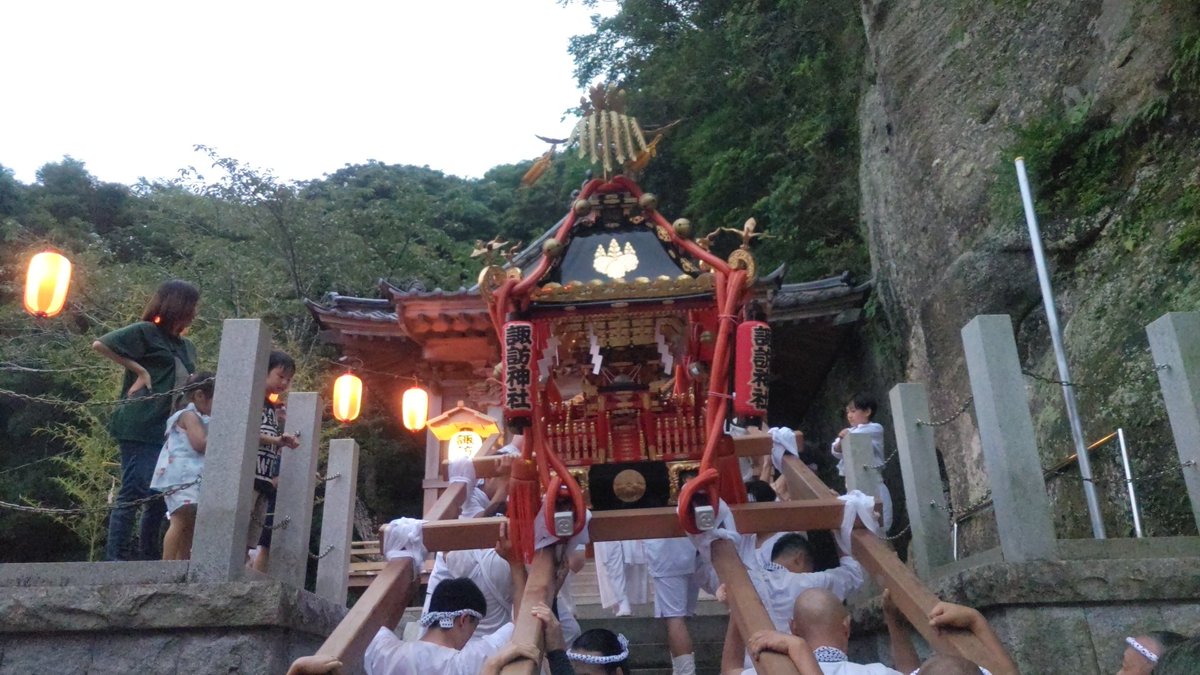 horingring's tweet photo. 2026.7.1
下半期一発目は
館山市波左間区　諏訪神社祭礼に参加㊗️
船の甲板でさし🙌
#千葉県　#館山市　#波左間区　#諏訪神社祭礼　#神輿還御 https://t.co/Lw6lWwxp9g
