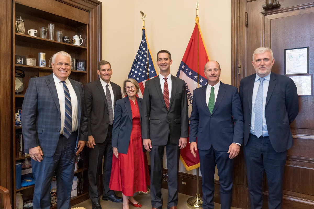 Senator Cotton with AF&PA Board members and AF&PA President and CEO Heidi Brock. 