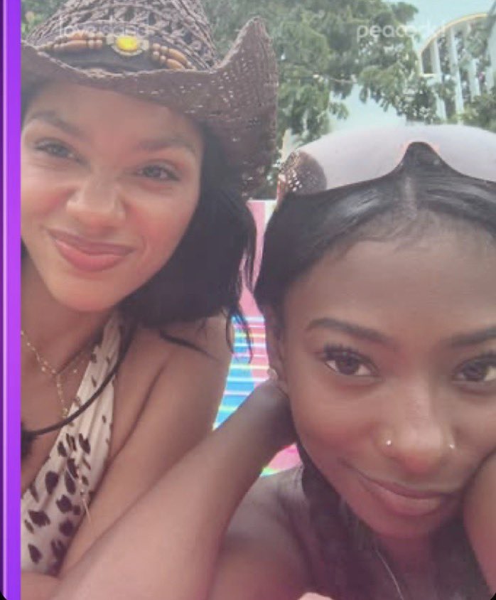 monecaution_'s tweet photo. I’m so irritated that we dont see their friendship on tv that much.. https://t.co/BTFqKbvGTt