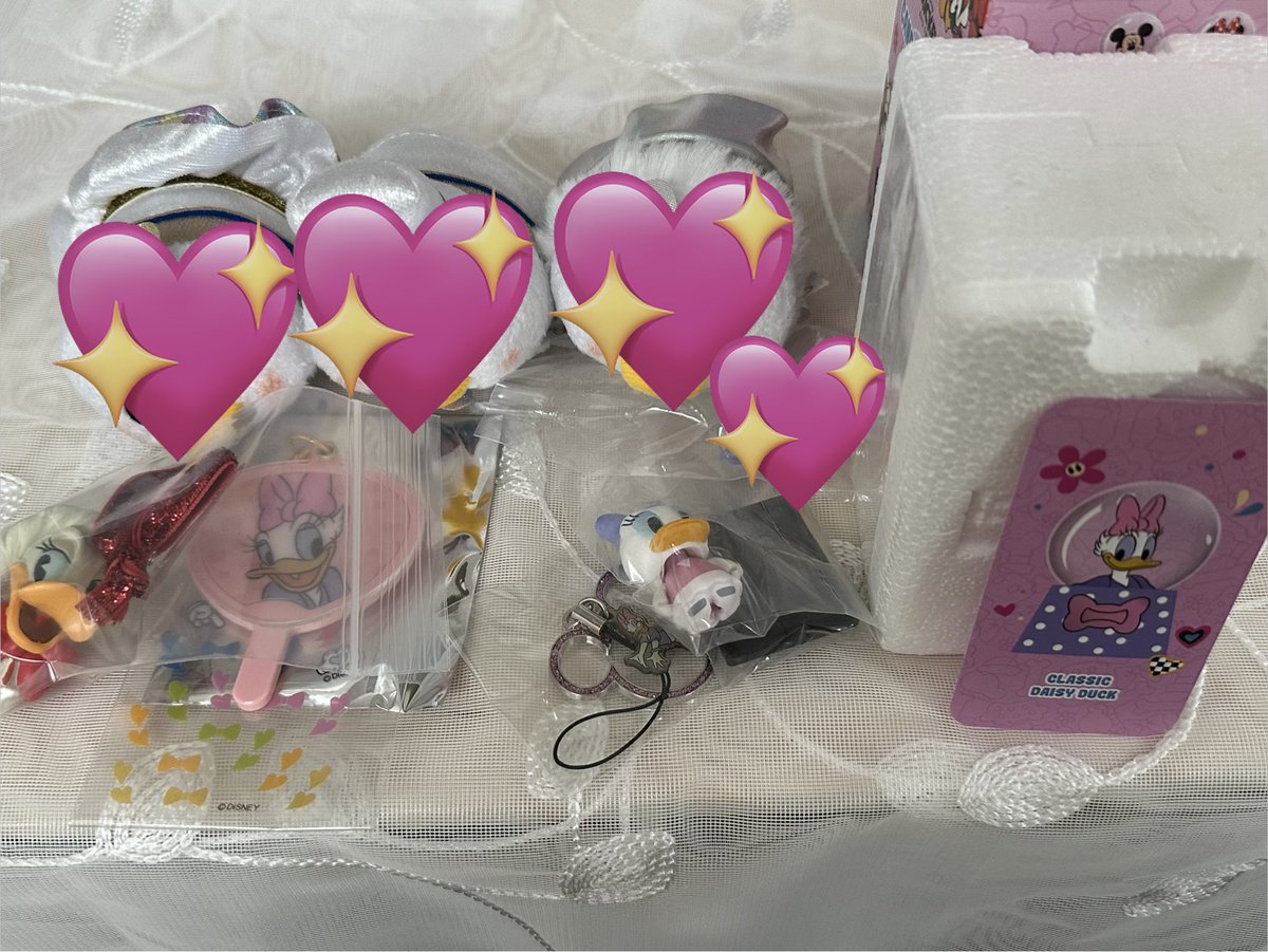 torikimain's tweet photo. 【譲渡(交換)】デイジーオタクの方へ

譲:写真のデイジーグッズ(一部ドナデジ)
求:定価想定

舞浜駅、東京駅等手渡しのみ
3つ以上引き取っていただける方は、少し安くさせていただきます。
詳細はリプライやDMにてご連絡ください。
宜しくお願いいたします。 https://t.co/a33HmJlhM9
