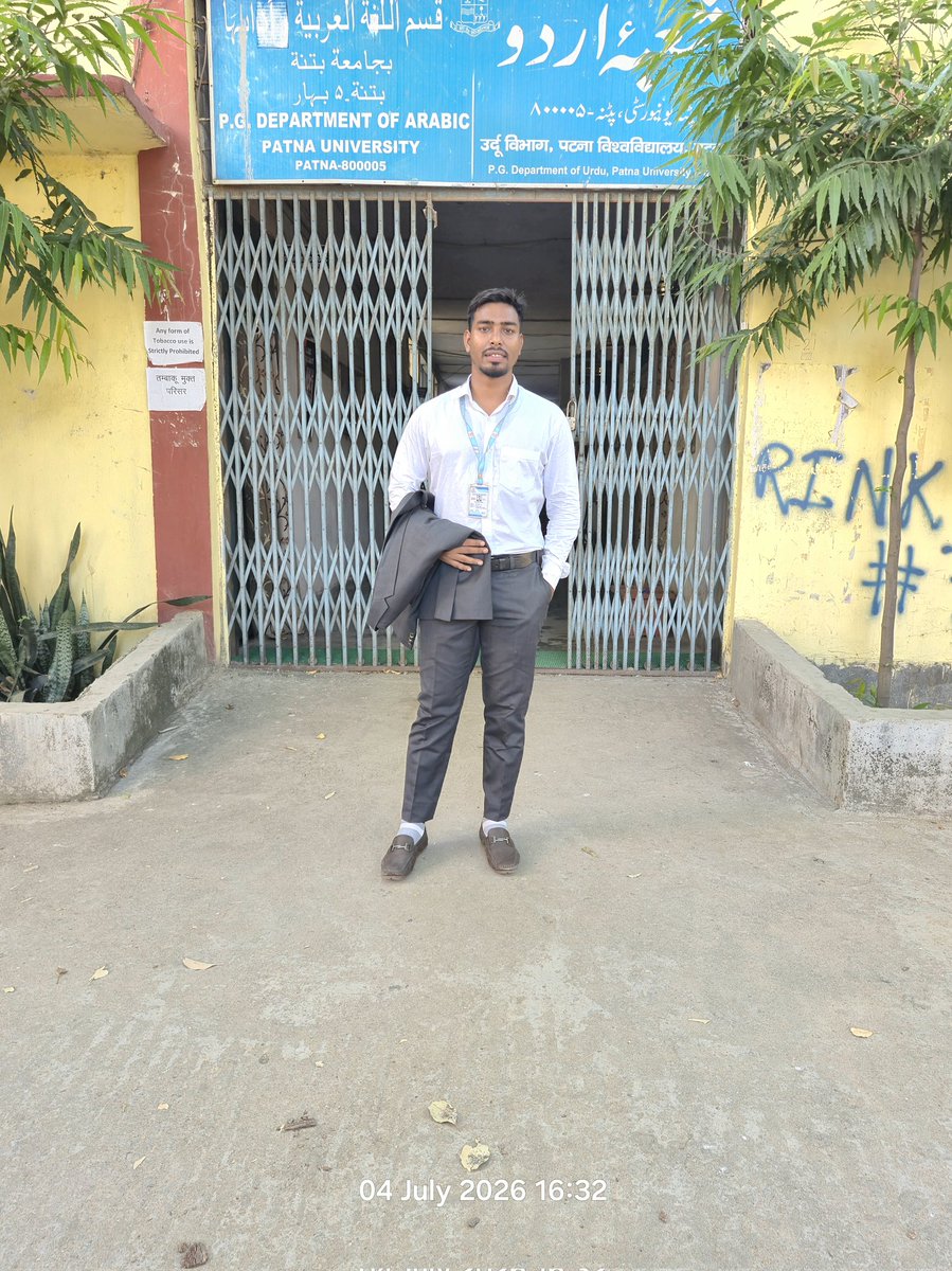 KarateZabir's tweet photo. Deptt. Of Urdu, Patna University, Patna.
#Complete #MasterOfArts #PatnaUniversity https://t.co/BMUaqme0lO