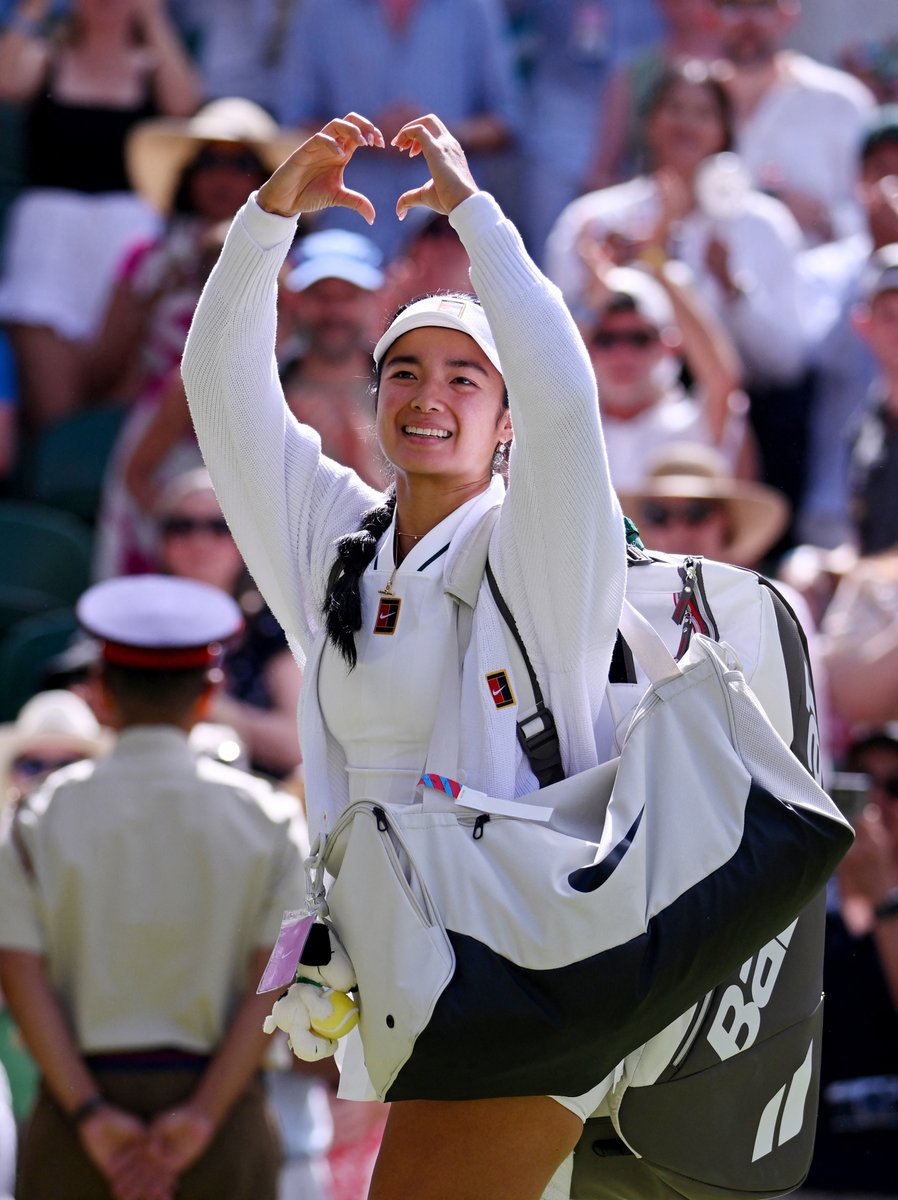 gmasportsph's tweet photo. PUSO HANGGANG DULO 🇵🇭❤️

IN PHOTOS: Alex Eala bowed out of the 2026 Wimbledon Championships in the Round of 16, falling to Italy's Jasmine Paolini 6-4, 4-6, 6-3.

Read more: https://t.co/ksAC4hMJJs

Courtesy: Jaimi Joy / Reuters https://t.co/WIGSvoaK4G