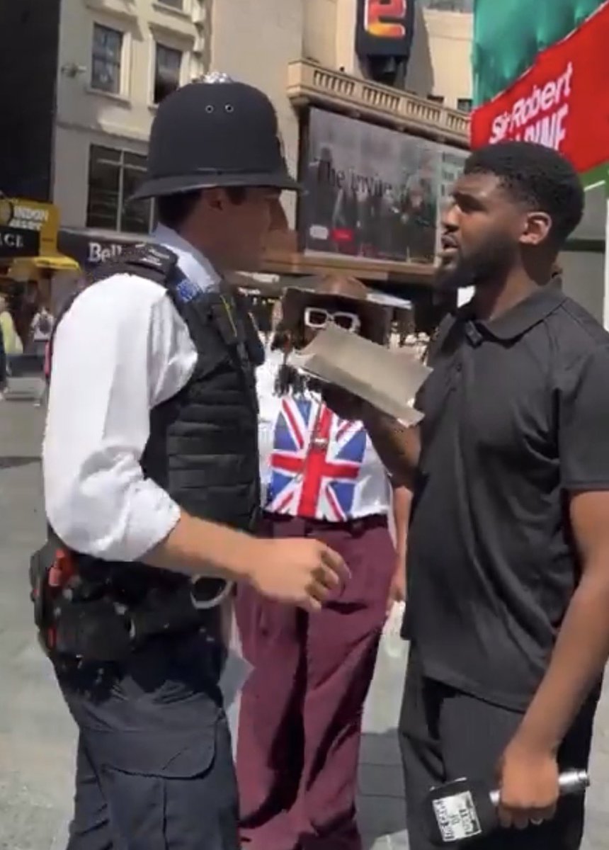 liz_churchill10's tweet photo. A Christian Preacher is threatened by a British Police Officer…

“Why am I not allowed to read the bible in public when it’s okay for naked men to dance in the streets?” https://t.co/tIgbQOFNK5