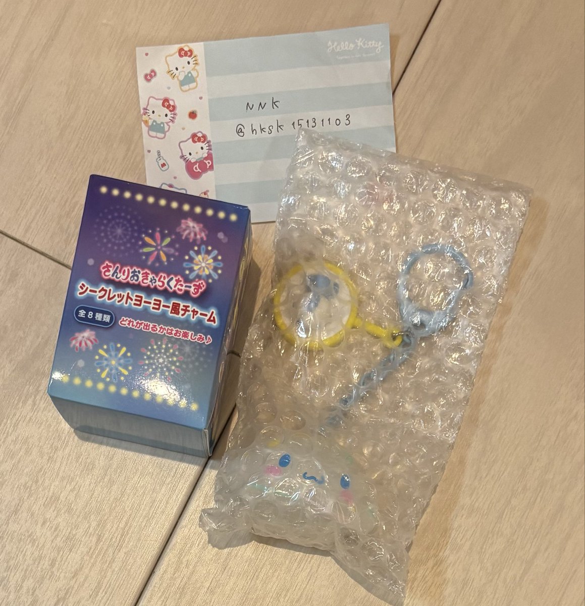 hksk15131103's tweet photo. さんりおきゃらくたーず　サンリオ
シークレットヨーヨー風チャーム　交換

譲→シナモロール
求→ハローキティ

こちら郵送にて交換して頂ける方を探しております。
可能でしたらリプよろしくお願い致します🙇‍♀️ https://t.co/J2Tudlid8X