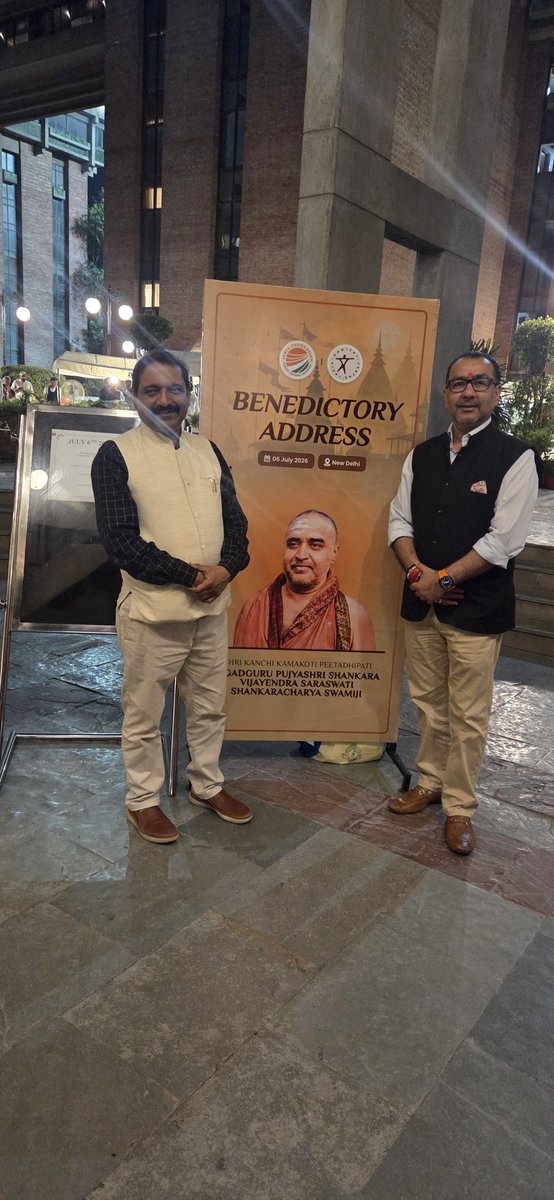manishseth's tweet photo. Deeply inspired by the divine presence of Shri Kanchi Kamakoti Peetadhipati Jagadguru Pujyashri Shankara Vijayendra Saraswati Shankaracharya Swamiji. As the 70th Jagadguru Shankaracharya of the historic Sri Kanchi Kamakoti Peetham, Swamiji continues an unbroken lineage of spiritual leadership dedicated to Advaita Vedanta and universal welfare.  
​Let us imbibe his teachings to foster peace, unity, and a deeper connection to our cultural roots.

@kg_suresh @LtGovDelhi @IHCDelhi @rammadhav_
​#KanchiKamakoti #SanatanaDharma #AdvaitaVedanta #Shankaracharya