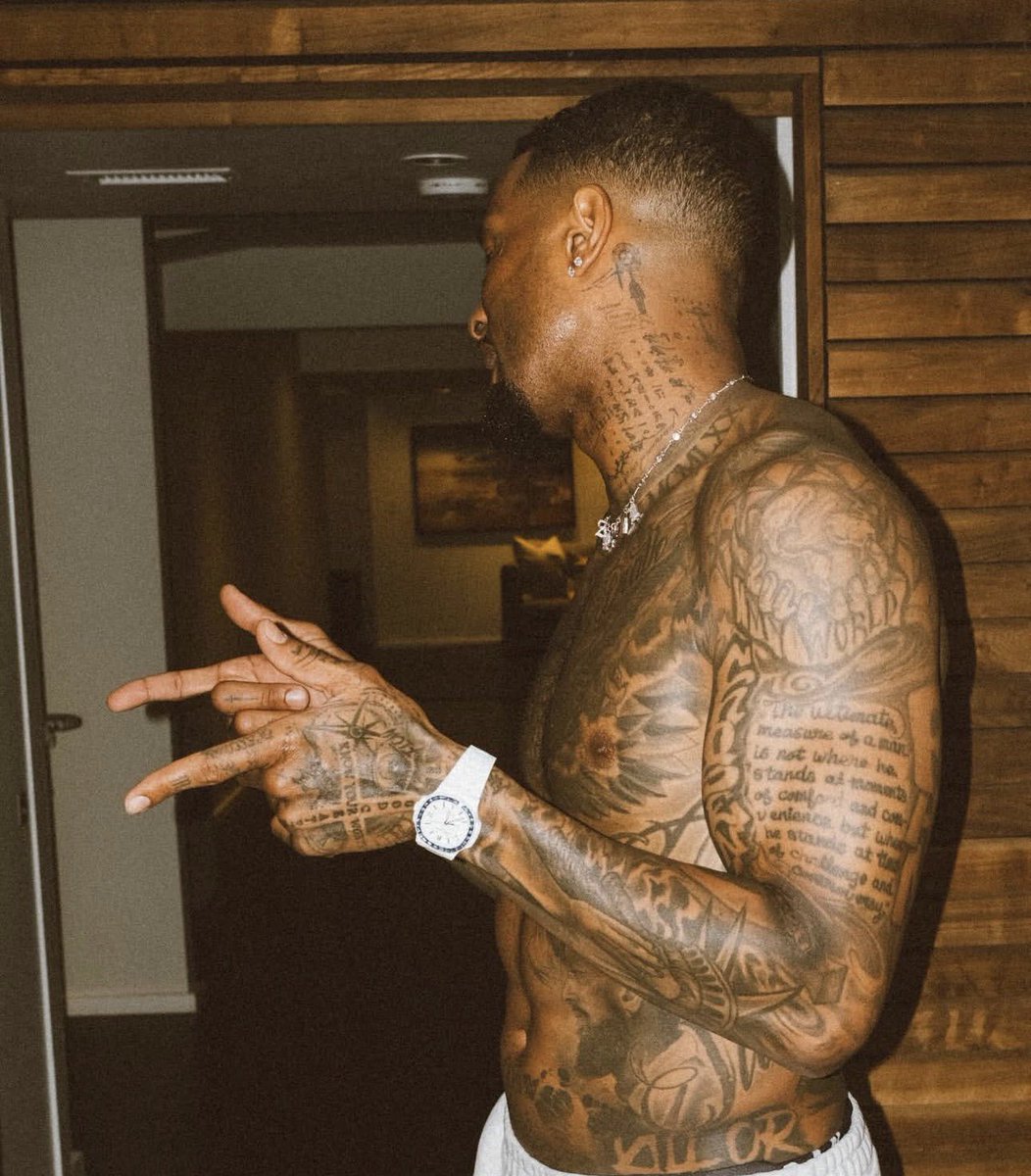 tattoedstud's tweet photo. ㅤㅤ

                                    turnt up and turnt out. https://t.co/jtfAWgFAUm