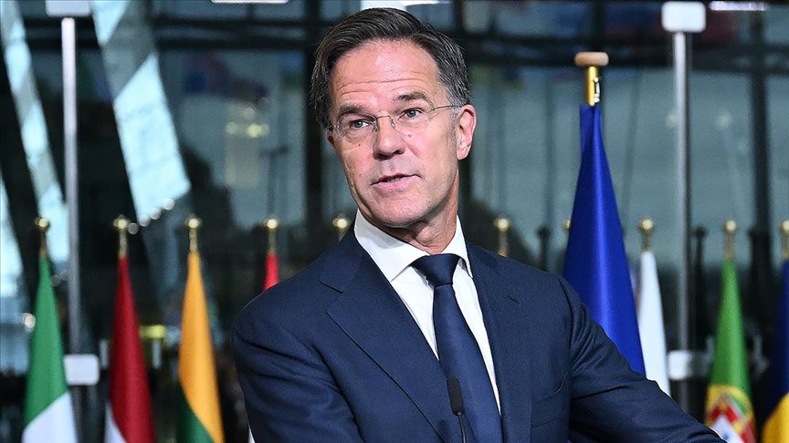 solcugazete60's tweet photo. NATO Genel Sekreteri Mark Rutte'ye gazeteciler ve Deniz Göktaş hakkında soru soruldu.

NATO Genel Sekreteri Rutte: 

"Demokrasi seçimden çok daha fazlasıdır. Aynı zamanda özgür medya demektir, bağımsız medya demektir. İstediğiniz tüm soruları sorabilmeniz, istediğiniz yazıları yazabilmeniz, istediğiniz araştırmaları yapabilmeniz demektir. 

Demokrasi aynı zamanda tabii ki insanların istedikleri gibi gösteri yapabilmeleridir.”