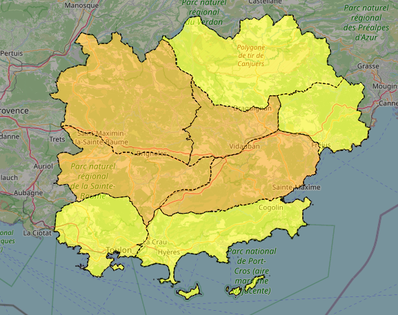 Prefet83's tweet photo. #FeuxDeForêt | Mardi 7 juillet dans le #Var :
🟠 Risque incendie 🔥 SÉVÈRE pour 4️⃣ massifs forestiers : la Sainte-Baume, les Maures, le Haut-Var et le Centre-Var.
❌ Accès déconseillé.
➡️ Travaux réglementés de 5h à 13h, ⛔️ interdits après 13h. 

🟡 Risque incendie 🔥 MODÉRÉ pour 5️⃣ massifs forestiers : les Monts Toulonnais, la Corniche des Maures, le Plateau de Canjuers, l'Estérel et les Îles d'Hyères. 

☎️ 18 ou 112 pour signaler un départ de feu. 

📌 La carte d'accès aux massifs pour se géolocaliser et la réglementation des travaux 👉 https://t.co/byjdupmCSR