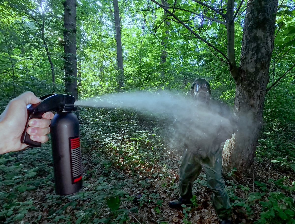 funingear's tweet photo. Got pepper sprayed in OPCH hazmat suit wearing a M10 gas mask. Felt well protected and came twice. See video on thisvid, https://t.co/hbOH9pMWd3 https://t.co/5cte2QAo61