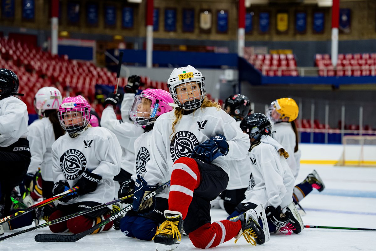 PWHL__Vancouver's tweet photo. Train like a pro this summer with Vancouver Goldeneyes! 🤩 Register now for our @UPS_Canada
U11, U13, U15 and U18 Open Level Summer Camps presented by @SafeSoftware on August 17-18! We can't wait to see you all there soon! 🏒

Register Now📝: https://t.co/MAfwLkoe3R https://t.co/8IgzrgY7P3