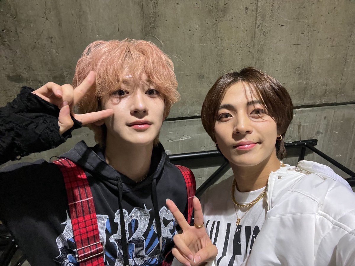 mazequerade's tweet photo. WAIT MAZZEL AND LIL LEAGUE !!!!!!!!!! 😭😭😭 https://t.co/1mQGhMtjiU