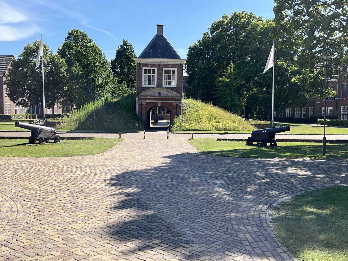 EllenvanAken's tweet photo. Leuke plek! 

#FortIsabella #Vught https://t.co/mGIjkmATpL
