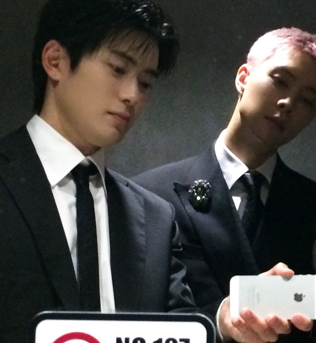 noojoeii_'s tweet photo. จับกล้องให้มันดีๆได้ป่ะอ้วนแล้วถ่ายสะท้อนกระจกมา https://t.co/uweE1eonkB