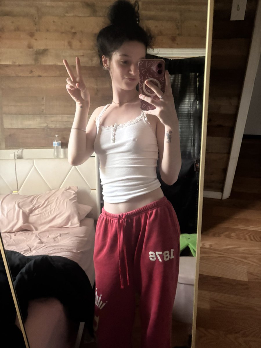 msreefho's tweet photo. Morning☀️

Doing deals on my priv page all week don’t miss out https://t.co/htWZblnuWR