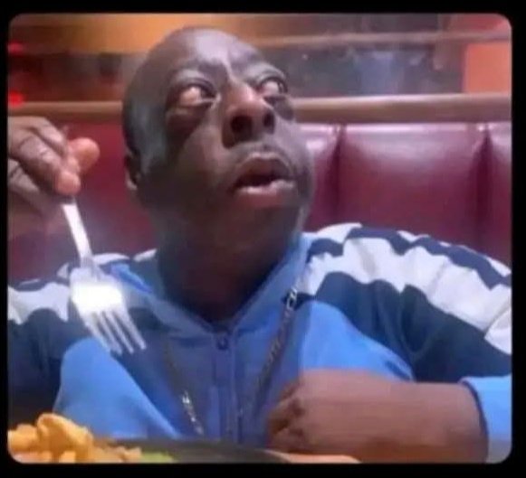 mlghost67's tweet photo. Niko kando ya ii jamaa unakaa samaki.. https://t.co/RhXf84Sx8f