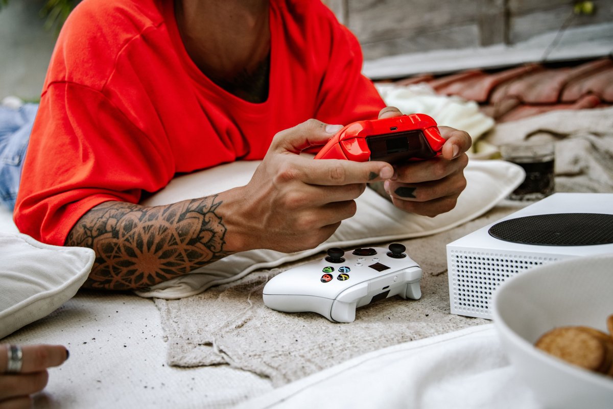 TomWorCom's tweet photo. The physical games debate is a distraction. What we really need is DRM-free digital, here is why. #gaming #drm
https://t.co/XVHwwa1S3I https://t.co/u0QTITGdPf