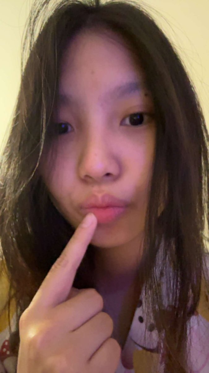 iitzcm's tweet photo. 这个点还会有人没睡吗？ https://t.co/AkfrEEiqOj