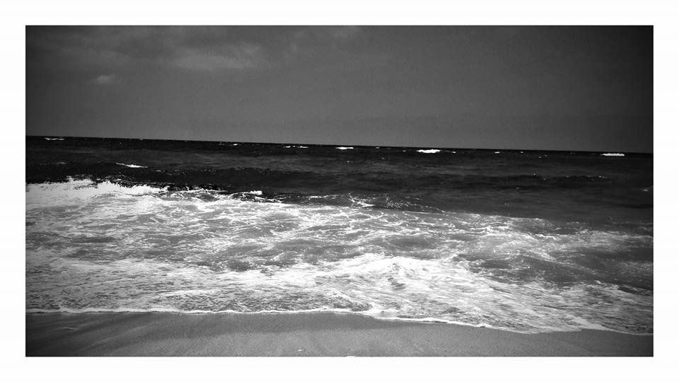 slade_core's tweet photo. Back and forth
#monochromephotography #darkart #blackandwhite https://t.co/p3KVcdd2Jy