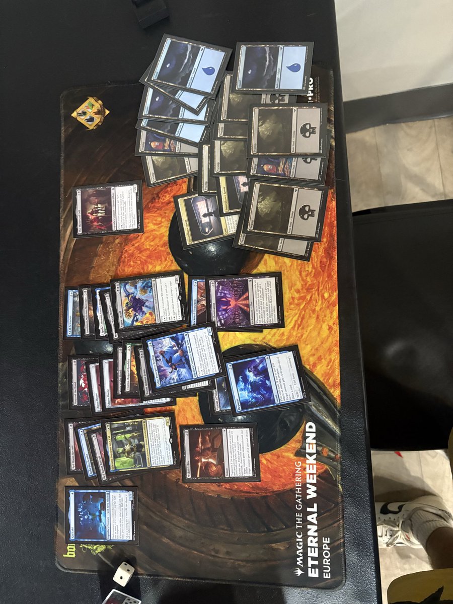 Jacobisboss1's tweet photo. Someone told me that there’ll be an RC in my backyard in October so I decided it was time to come out of retirement. Got 23rd place at the team trios event in Vegas last weekend, 6-3 at the mtgo super on Friday, then finally won a local RCQ last night to get the qualification! https://t.co/BBlDgJYCyl