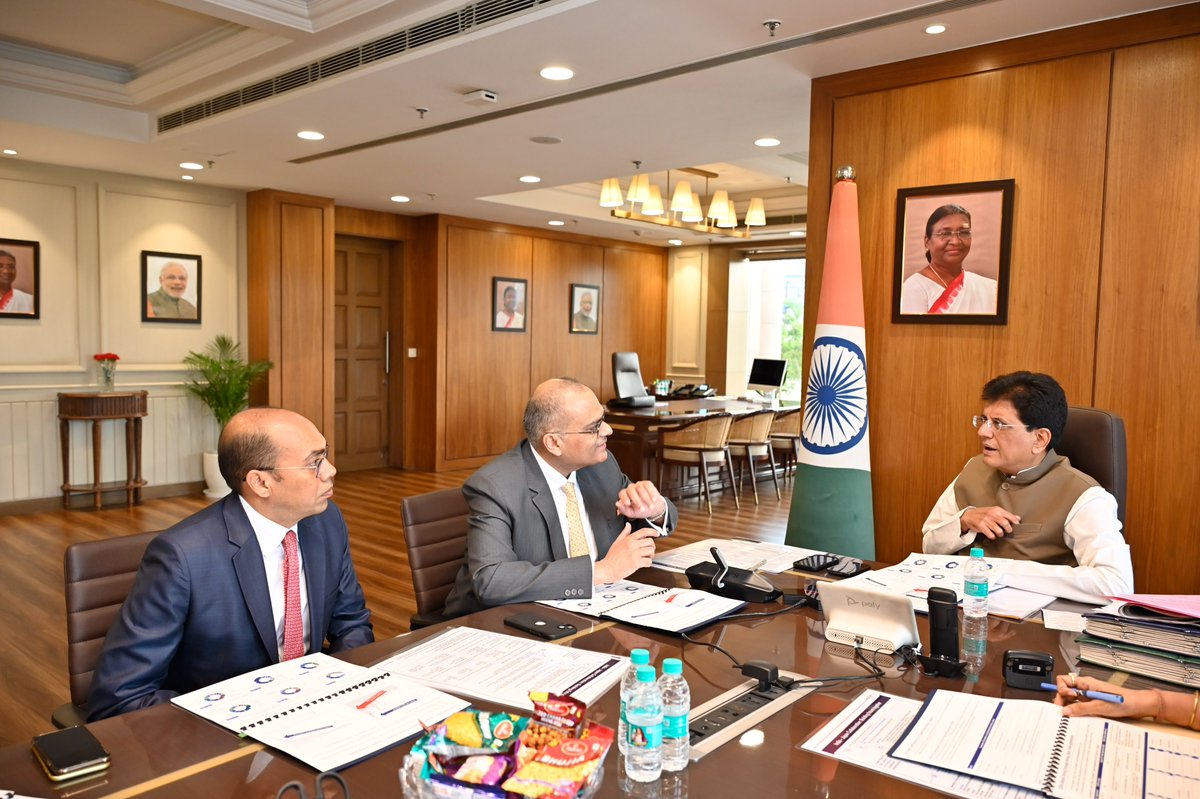 PiyushGoyal's tweet photo. Had a productive interaction with Mr. Piyush Agarwal, Senior Managing Director and Head of Corporate & Institutional Banking (India) at @MizuhoBank.

The discussion focused on strengthening India-Japan trade and investment ties by enhancing export competitiveness, improving market access, fostering industry collaboration, and unlocking new opportunities for bilateral economic cooperation.