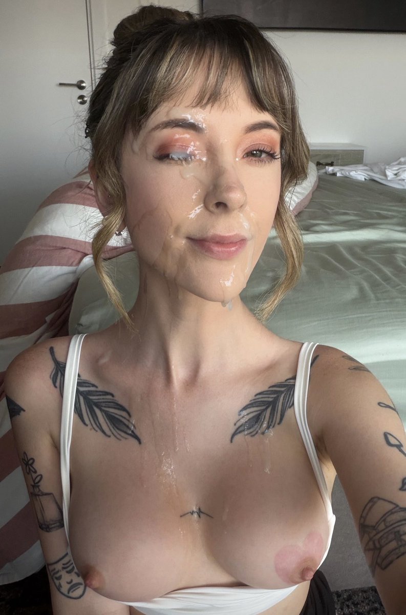 BeautifulS80765's tweet photo. Jade Vow is a hot and beautiful cumslut! 😍🥰
@JadeVow https://t.co/hQA2ZYtY85