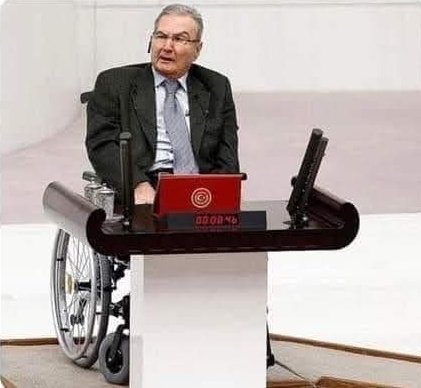 fikretsarolu8's tweet photo. Bu ülkeyi buhale getiren mahlukat https://t.co/DIxppAFQD2