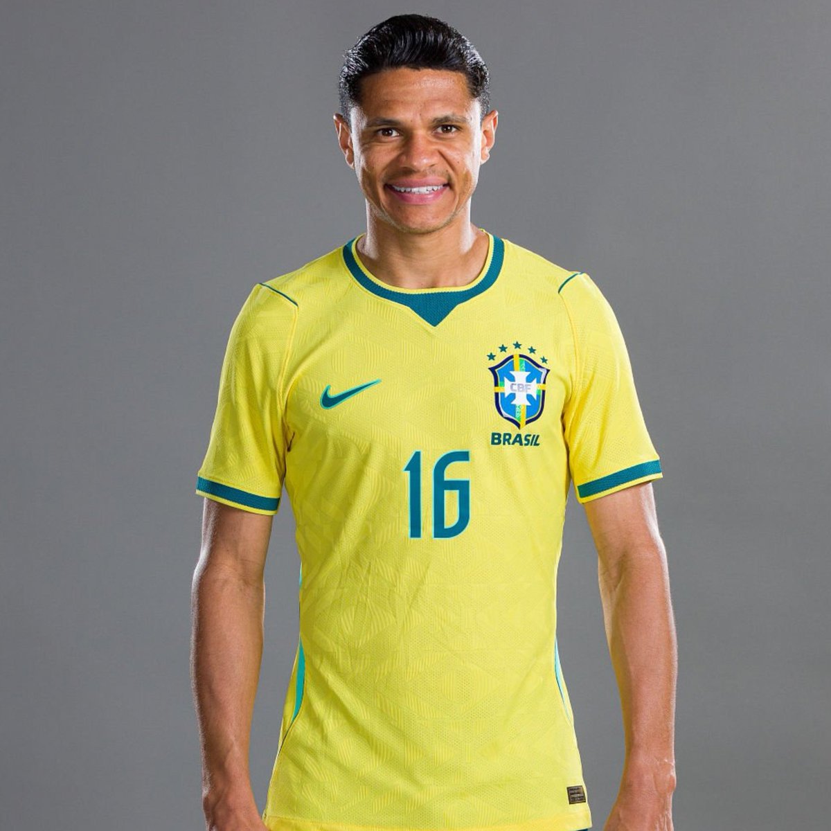 DataFutebol's tweet photo. Jogadores com mais pressões diretas ao adversário contra a Noruega;

1. Douglas Santos (19)
2. Gabriel Martinelli (7)
3. Danilo (6)
4. Matheus Cunha (6)
5. Neymar (6)
6. Casemiro (6)
7. Bruno Guimarães (5)
8. Rayan (4)
9. Marquinhos (3)
10. Vinicius Júnior (3)
11. Danilo Santos (3)
12. Endrick (1)

Alisson, Gabriel Magalhães e Ederson não registraram pressões diretas ao adversário. Via FIFA.