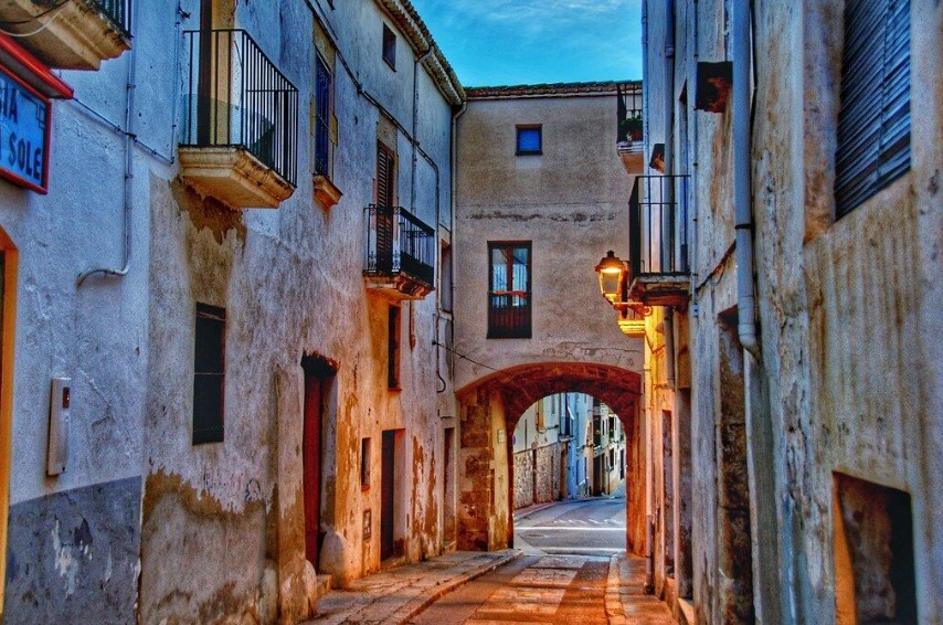OnaLaTorre's tweet photo. ℹ️S'obre la segona convocatòria del Pla de Barris
🔴#Torredembarra és un dels municipis que aspira a accedir als ajuts
➡️https://t.co/0FhLktRjjB https://t.co/kDnBqL9C1O