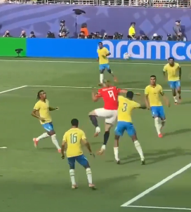 homemConcha's tweet photo. @estagiariodoney Esse Neymar... https://t.co/kSkJr8Pq3e