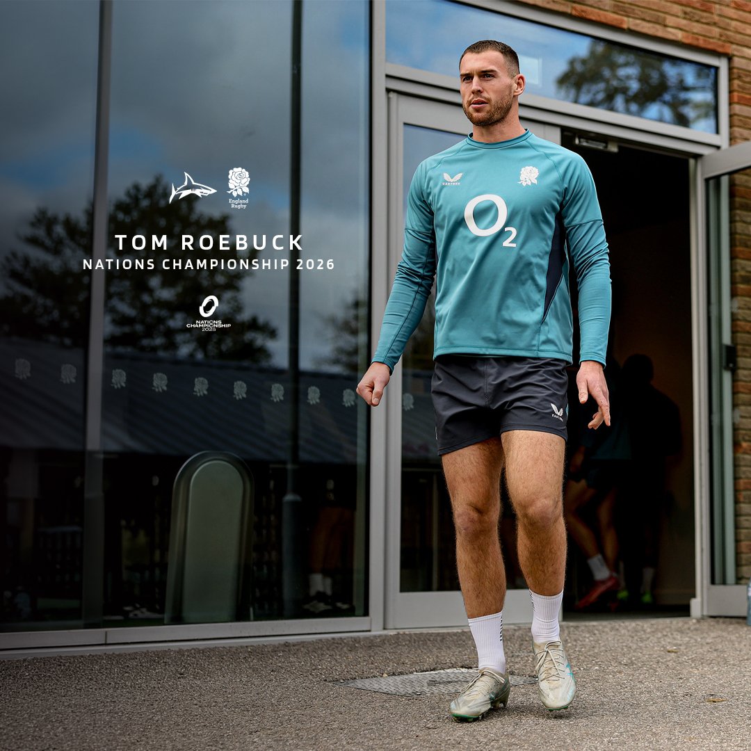 SaleSharksRugby's tweet photo. Reporting for Duty 🌹

Tom Roebuck has linked up with @EnglandRugby at Pennyhill Park ahead of the next round of the Nations Championship!

🔗 Read more here: https://t.co/OeqCBWSbxi https://t.co/FHQEFTcuXj