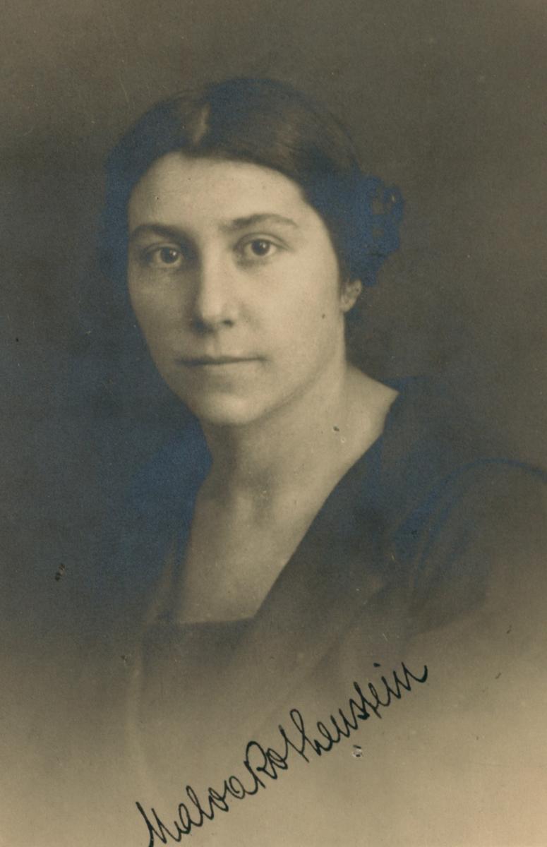 MuzeumAuschwitz's tweet photo. 6 lipca 1892 | W Pradze urodziła się czeska Żydówka Malvína Rothensteinová. 

Deportowana do #Auschwitz z getta #Theresienstadt 20 stycznia 1943 r. Nie przeżyła. https://t.co/uErYzdtCAB
