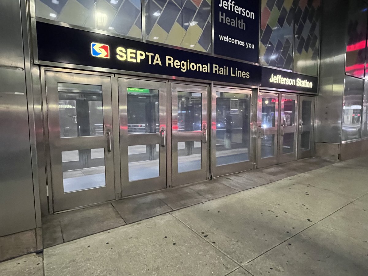 Route82's tweet photo. @SEPTA_SOCIAL @brandon_tubby @SEPTA So, 4 years on and this is STILL Happening!!! Last week we missed our late evening train because all entrances to Jefferson Station except 12th &amp; Filbert were locked and there was NO SIGNAGE ANYWHERE telling passengers where they should go. We ended up taking a costly Uber home. https://t.co/0E05ENKXr4