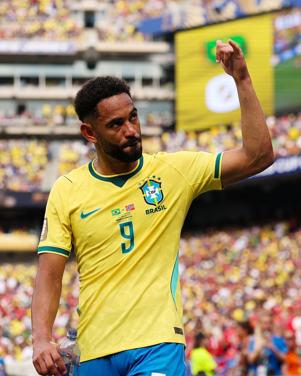 ManUtd_Es's tweet photo. Matheus Cunha y Brasil quedan eliminados del Mundial en octavos de final 🇧🇷 https://t.co/XAQonhBRw0