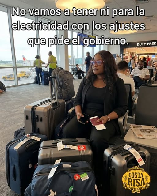 guiller_herrera's tweet photo. Pobrecita!!!

En los últimos 3 años ha viajado a un promedio de un viaje al mes...Qué ha hecho esta doñita, logros concretos de trascendencia para el país? https://t.co/cFQ9VfDQZ9