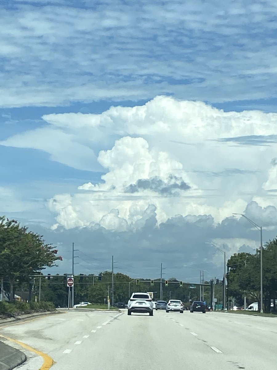 NDGMETCHEF's tweet photo. Another active afternoon thunderstorms set up for central &amp; north FL with storms already seen from Orlando developing along the Nature Coast moving east towards the east coast of FL. @DylanFedericoWX @spann https://t.co/Oh7YWz5Qsu