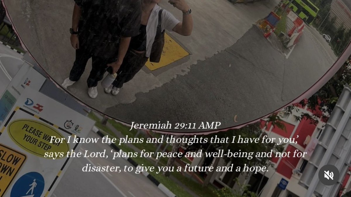 bryancsk's tweet photo. SHE OPENED THE POST WITH A VERSE FROM JEREMIAH - "my boyfriend is like God sending me on a Babylonian exile" https://t.co/e0OcFj0jso