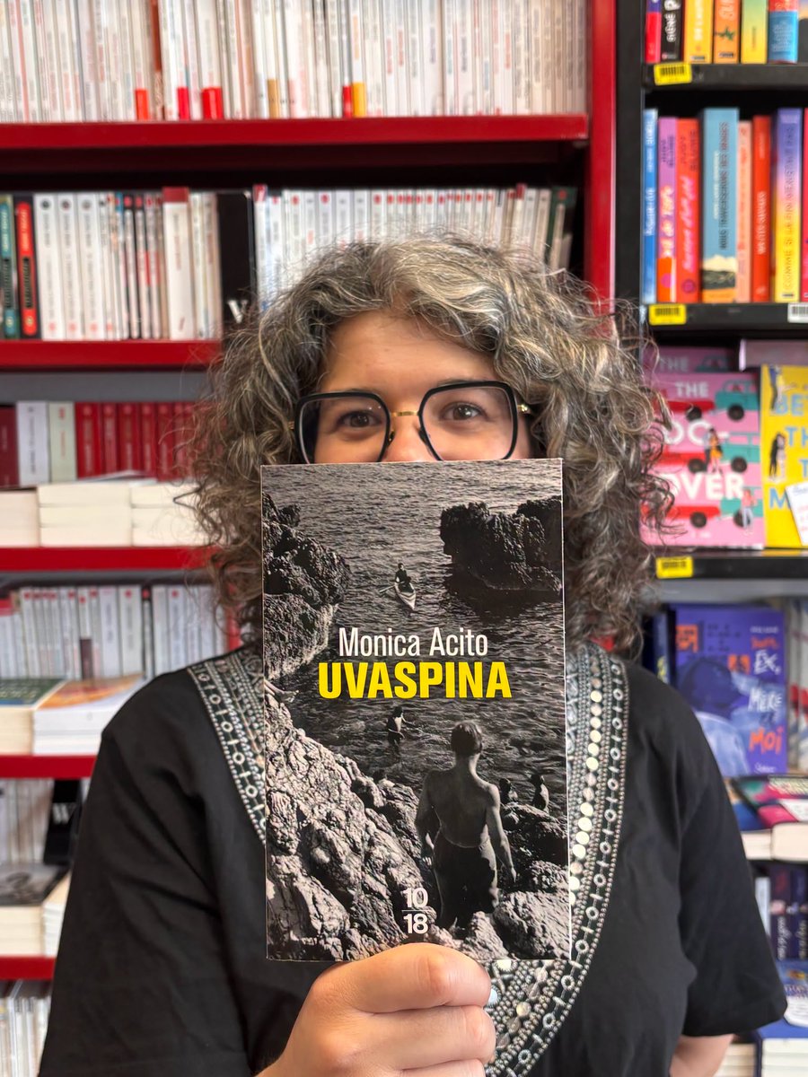librairiemollat's tweet photo. Découvrez les lectures d'été du rayon poche ! 🏖

Uvaspina de Monica Acito paru aux éditions 10-18. 

Une saga familiale envoûtante et volcanique ! #naples

 🌷Laissez-vous emporter par vos lectures ! 🌊
👉   https://t.co/2geJhlgsYj
