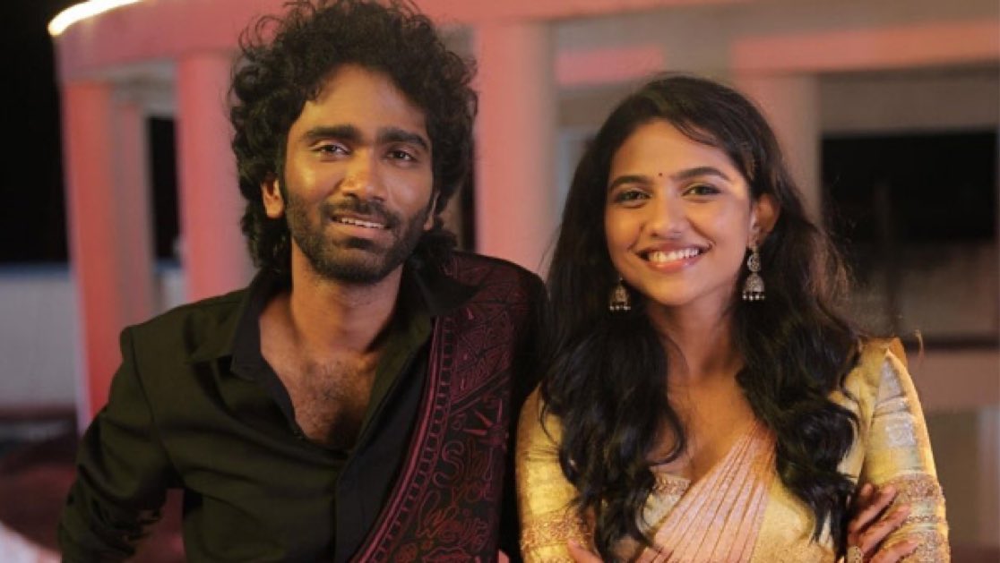 withlove_cinema's tweet photo. #Mamithabaiju and #PradeepRanganathan Marriage?👀

~ pudhusa rumours podhu:) https://t.co/ZHdIlFzknJ