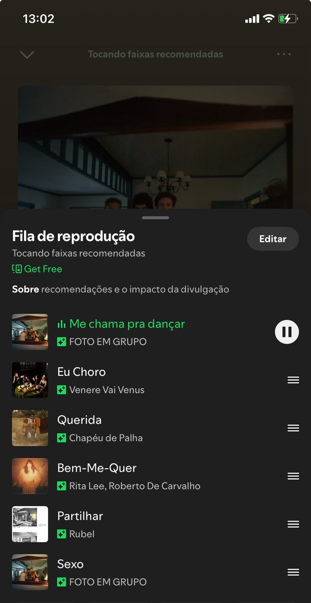 rrrandandan's tweet photo. Fico imaginando a vida dos jovens que não escutam mpb, tipo??? https://t.co/ny0oDH3i4Q