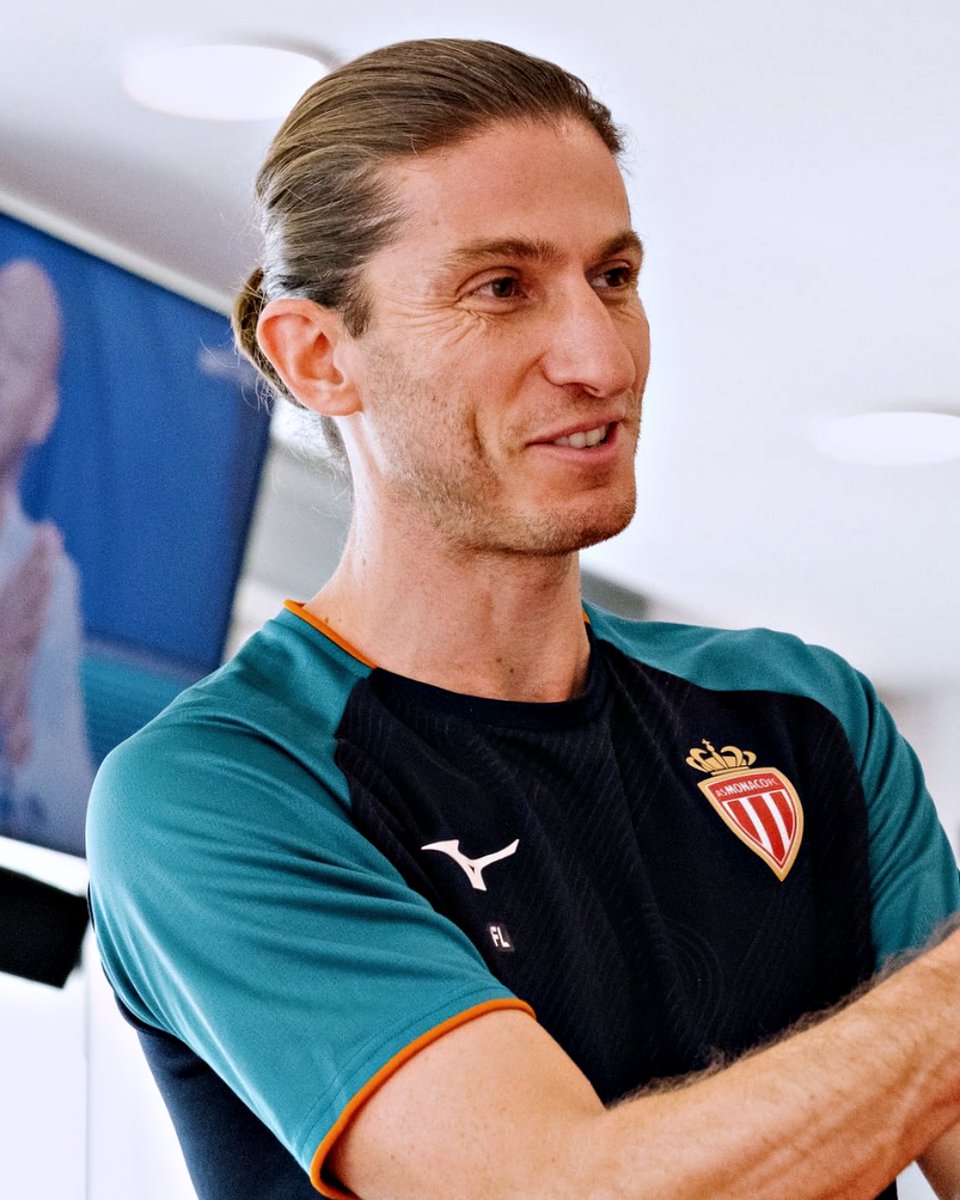 B24PT's tweet photo. Filipe Luís é o novo treinador do Monaco. https://t.co/JLzOaEyNyi
