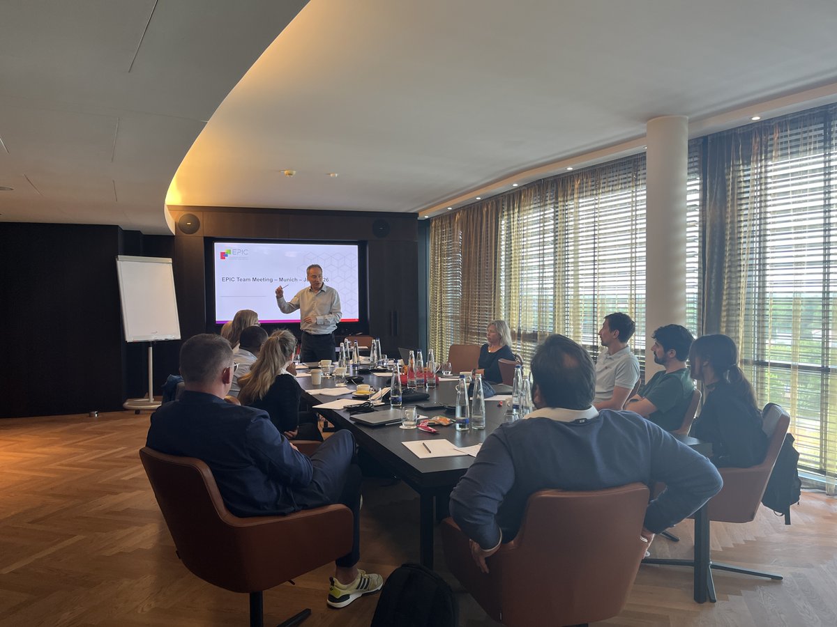 EPIC_photonics's tweet photo. It's always great to take a moment to reflect on the next steps, especially before the summer break!
The entire EPIC team wishes you a wonderful break, and we look forward to seeing you again in September!
#photonics #Networking #EPICTeam https://t.co/jGoPruTCyD